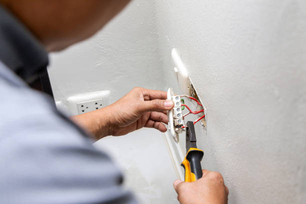 Best Circuit Breaker Repair  in Greenland, AR